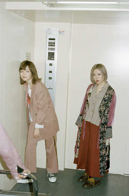 愛されバンド yonige 最新のアーティスト写真