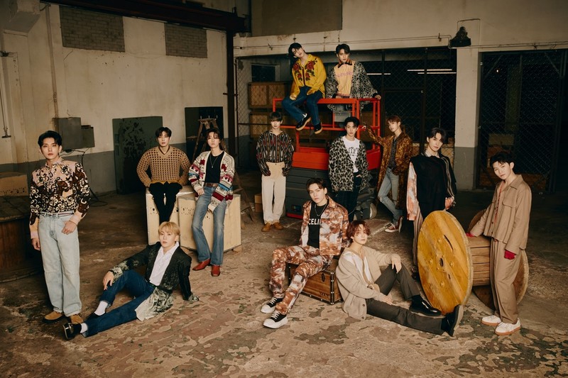 SEVENTEENアーティスト写真