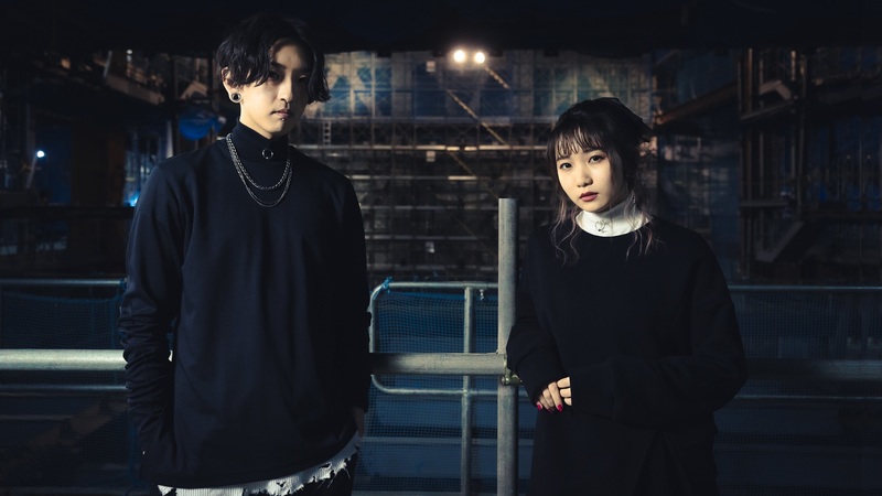 YOASOBIのアーティスト写真