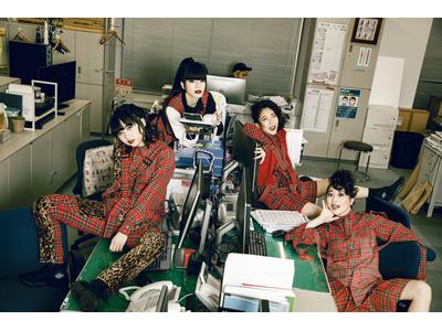 ZOC PvP メンバー全員サイン入りB2ポスター QUEEN OF TONE / CRUSH