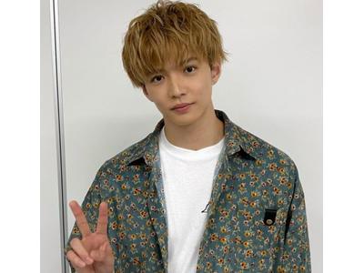 夢 歩 | . 組み合わせがレアな4人の サイン入りチェキ当たった