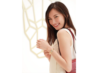 大政絢 海外セレブみたい 豹柄ジャケットが似合いすぎ 歌詞検索サイト Utaten ふりがな付