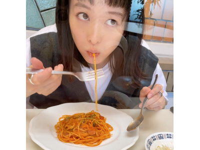 清野菜名 巨大な熊にバックハグ 後ろから耳をガシっと掴む 歌詞検索サイト Utaten ふりがな付
