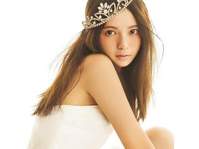 乃木坂46 齋藤飛鳥 ハロウィーンコスプレでの彼シャツコーデがレトロ可愛い 歌詞検索サイト Utaten ふりがな付