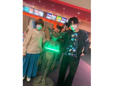 杉野遥亮 イルカの顔マネ似てる 恋です で杉咲花との水族館デート 歌詞検索サイト Utaten ふりがな付