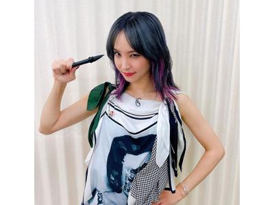 Lisa スッピン笑顔の破壊力 ライブ終わりの茹でダコ姿でカニを抱える 歌詞検索サイト Utaten ふりがな付