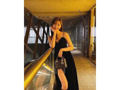 新木優子 28歳のバースデーケーキはdior 星形ケーキに満面の笑み 歌詞検索サイト Utaten ふりがな付