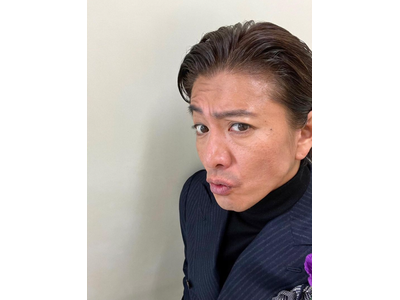 木村拓哉 ふわくしゃパーマ風ヘアでライブリハ開始を報告 歌詞検索サイト Utaten ふりがな付 木村拓哉 ふわくしゃパーマ風ヘアでライブリハ開始を報告 歌詞検索サイト Utaten ふりがな付