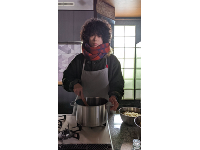 菅田将暉 志田未来と焼肉屋で遭遇 ハンマセ 以来の再共演ツーショットがエモすぎる 歌詞検索サイト Utaten ふりがな付