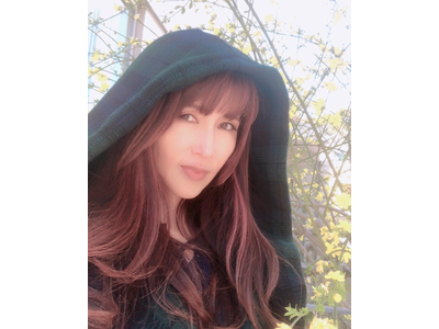 工藤静香 銀座でプチ迷子に 娘のkokiに遭遇して安堵の表情 歌詞検索サイト Utaten ふりがな付