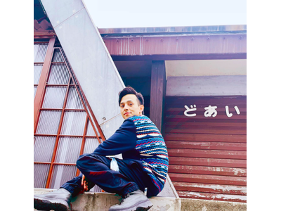 満島真之介 家族揃って夜露死苦 あのヤンキー一家の爽やかショットが超絵になる 歌詞検索サイト Utaten ふりがな付