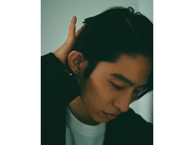 三宅健 常に自信を持つ事を心掛ける 俯く男らしい表情にドキドキが止まらない 歌詞検索サイト Utaten ふりがな付