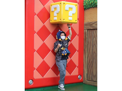 Kat Tun 亀梨和也 ジャンプしてコインをゲット 被り物が可愛いと話題 歌詞検索サイト Utaten ふりがな付