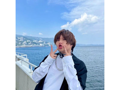 伊野尾慧 なにわ男子に届け 不器用な ちゅきちゅきポーズ が可愛すぎる 歌詞検索サイト Utaten ふりがな付