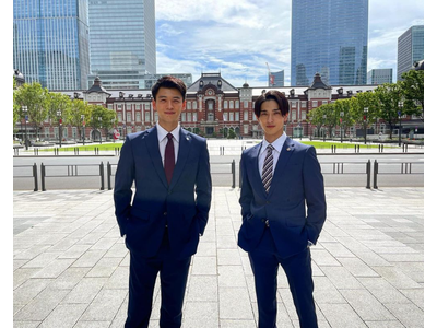 横浜流星 竹内涼真 アキラとあきら ビシッと着こなすスーツ姿に心ときめく 歌詞検索サイト Utaten ふりがな付