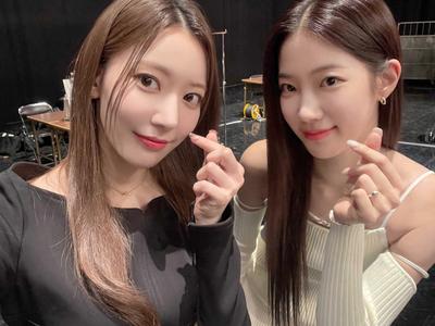 Search圧倒的美少女 LE SSERAFIM・宮脇咲良、カズハとの圧倒的な美ビジュアルにうっとり。2人並んで「紅白」初出場を報告 | 歌詞検索サイト【UtaTen】ふりがな付
