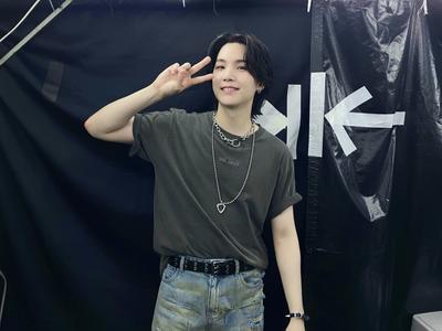 BTS・シュガ、満足気で可愛い笑顔にキュンキュン！日本公演最終日で