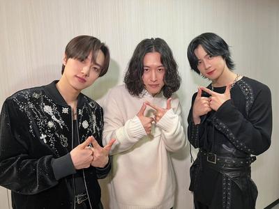 INI・尾崎匠海&佐野雄大、キタニタツヤとINIポーズ！貴重なコラボ