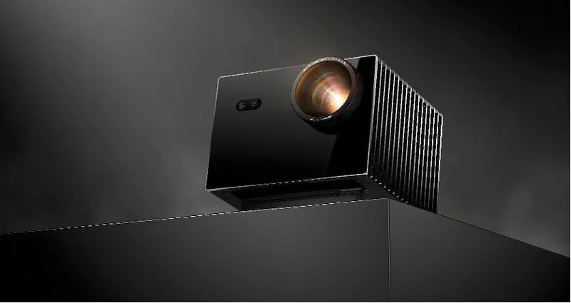 黒いプロジェクターのクローズアップ画像