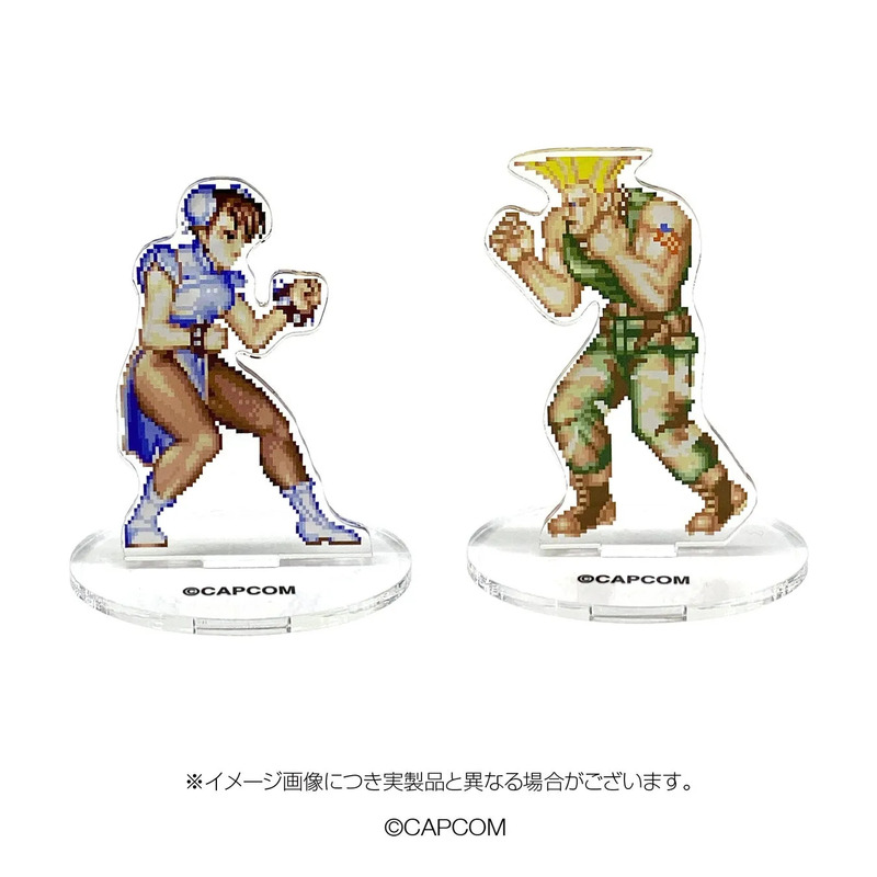 ストリートファイターのキャラクター、春麗とガイルのアクリルスタンド