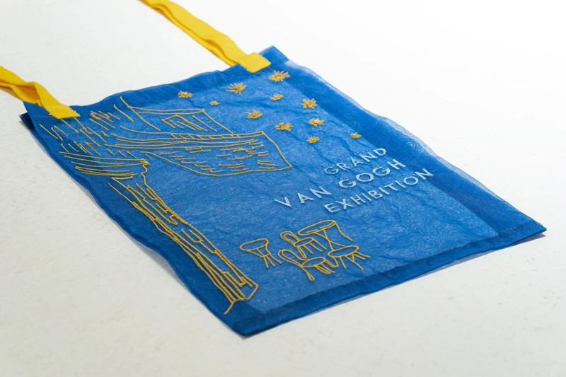 ブリジットタナカコラボ・オーガンジー刺繍バッグ(別アングル)