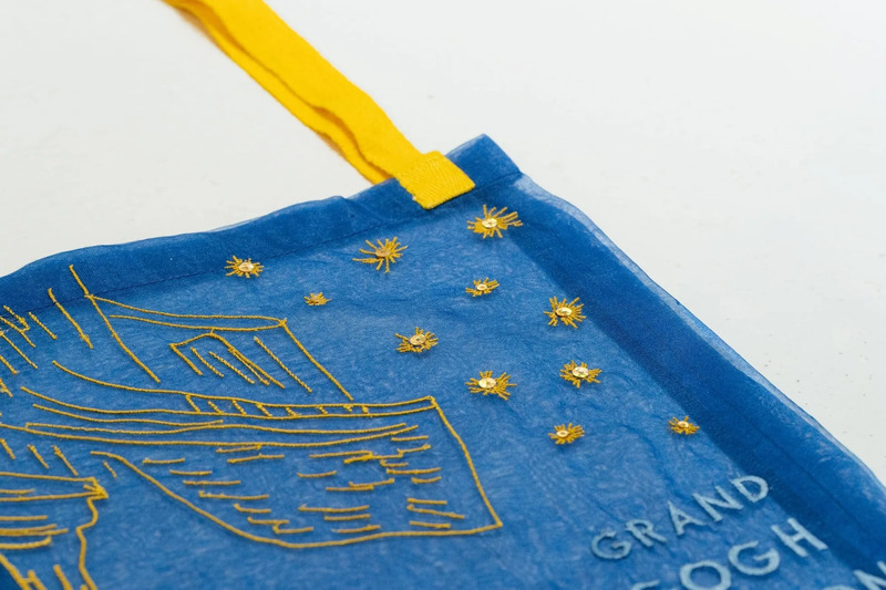 ブリジットタナカコラボ・オーガンジー刺繍バッグ(広げた状態)