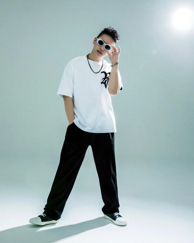 三山凌輝 ポートレート2