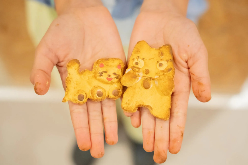 美術館ツアーでノンタンにクッキーを届ける