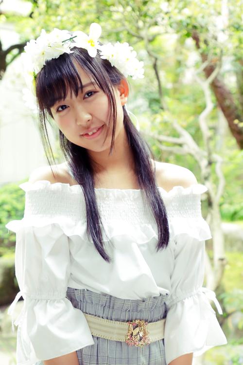 松井こひな